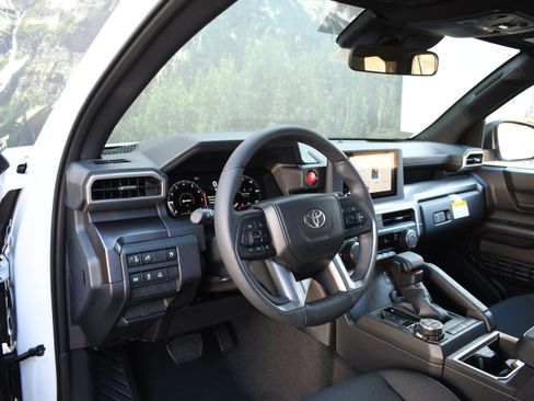 New 2026 Toyota 4Runner TRD Off-Road image 6