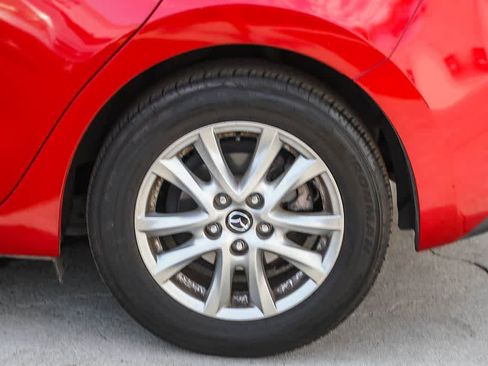 Used 2016 MAZDA MAZDA3 i Sport w/ Preferred Equipment Package FWD image 10