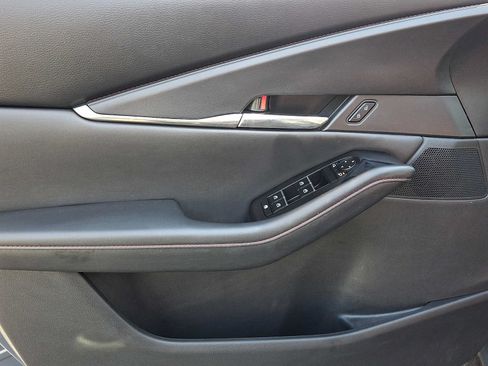 Used 2024 MAZDA CX-30 AWD 2.5 S w/ Preferred Package image 12