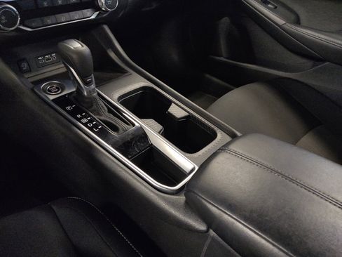 Used 2025 Nissan Sentra SV FWD image 26