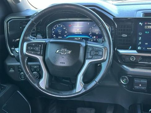 Certified 2022 Chevrolet Silverado 1500 RST AWD/4WD image 12