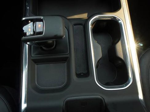 Used 2025 GMC Sierra 1500 SLT w/ SLT Premium Plus Package image 24