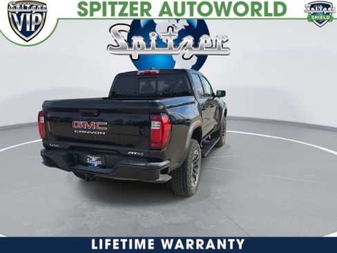 New 2026 GMC Canyon AT4 w/ AT4 Premium Package AWD/4WD image 9