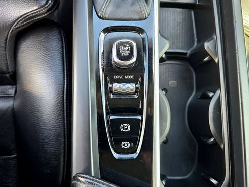 Used 2019 Volvo S60 T5 Inscription FWD image 16