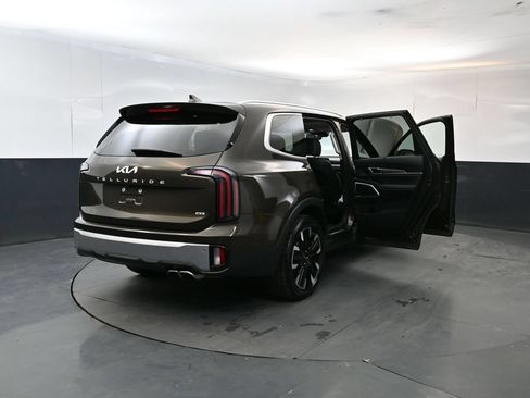 Used 2023 Kia Telluride SX AWD/4WD image 29