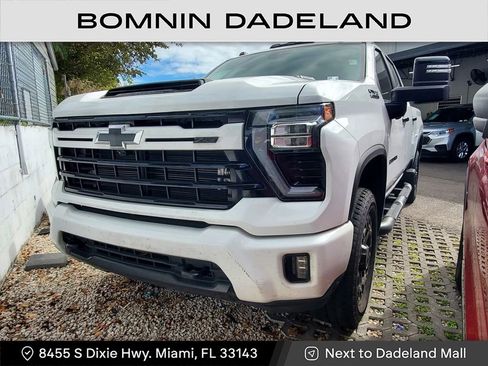 Used 2024 Chevrolet Silverado 2500 LT w/ Z71 Sport Edition image 3