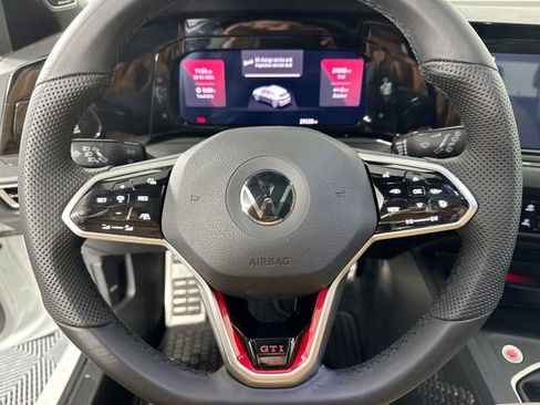 Used 2022 Volkswagen GTI Autobahn image 19