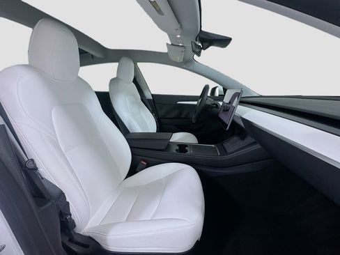 Used 2022 Tesla Model 3 image 24