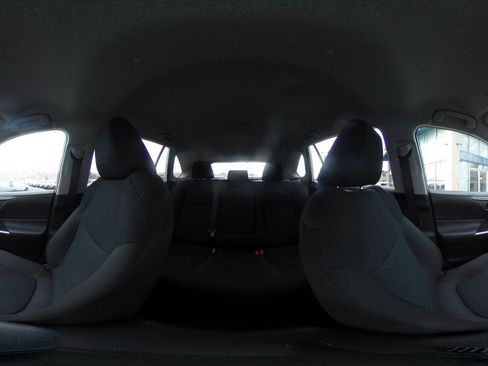 Used 2025 Toyota RAV4 LE image 41