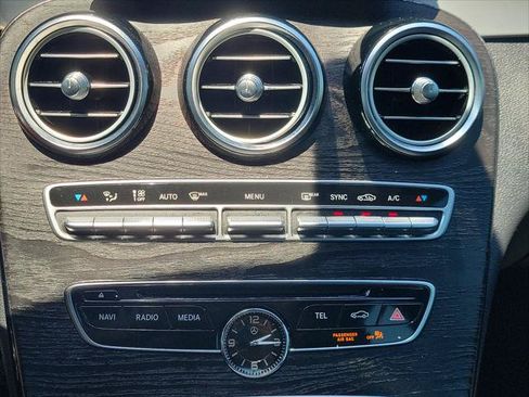 Used 2018 Mercedes-Benz C 300 Sedan image 27