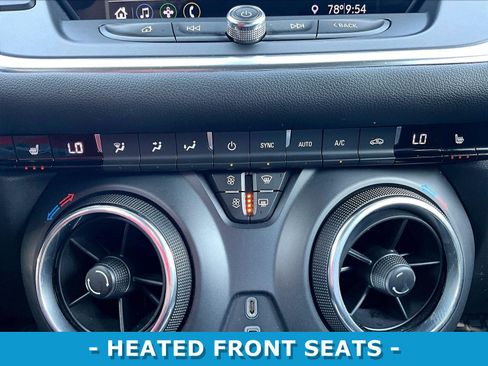 Used 2020 Chevrolet Blazer LT FWD image 36
