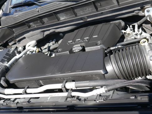 Certified 2025 GMC Sierra 1500 Elevation AWD/4WD image 11