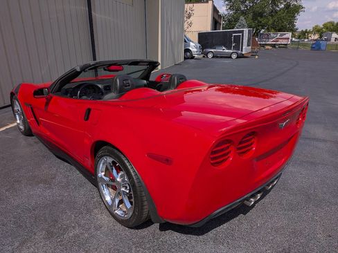Used 2013 Chevrolet Corvette Grand Sport w/ 3LT Preferred Equipment Group RWD image 5