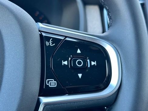 New 2026 Volvo XC90 B6 Ultra w/ Protection Package image 18