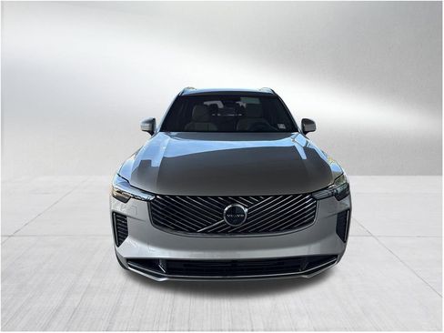 New 2026 Volvo XC90 T8 Plus w/ Protection Package Premier image 2