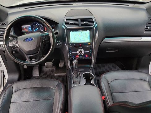 Used 2018 Ford Explorer Sport w/ Equipment Group 401A AWD/4WD image 36