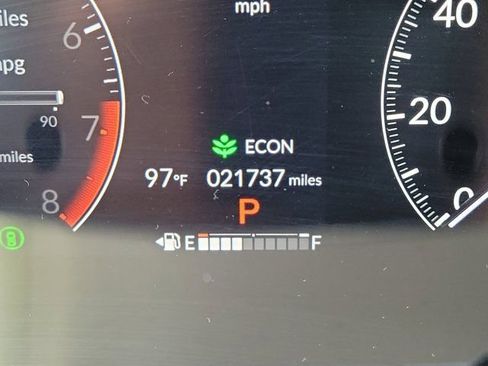 Certified 2024 Honda HR-V LX image 22
