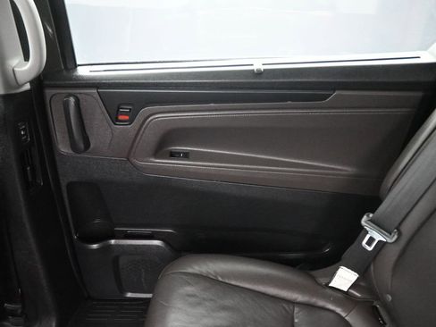 Used 2019 Honda Odyssey EX-L image 36