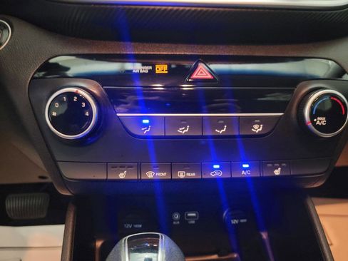 Used 2020 Hyundai Tucson Value FWD image 34