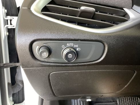 Used 2024 Chevrolet Malibu LT FWD image 58