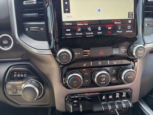 Used 2021 RAM 1500 Big Horn image 9