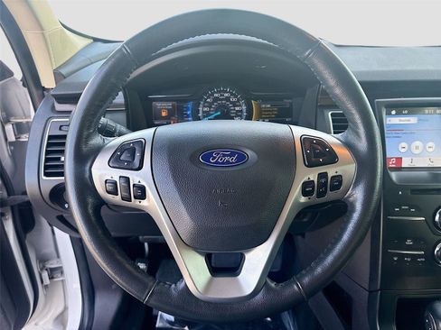 Used 2017 Ford Flex SEL FWD image 11