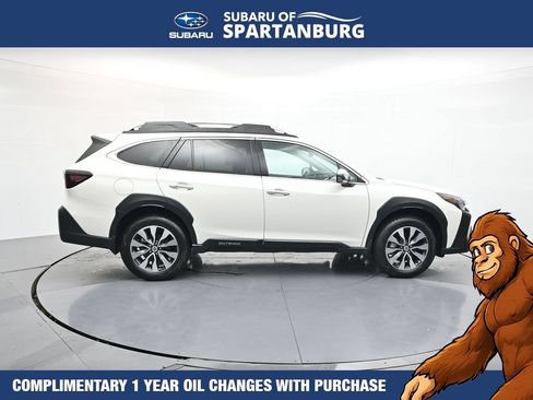 Used 2024 Subaru Outback Touring XT w/ Popular Package #2 AWD/4WD image 9
