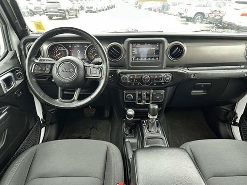 Used 2022 Jeep Gladiator Sport AWD/4WD image 34