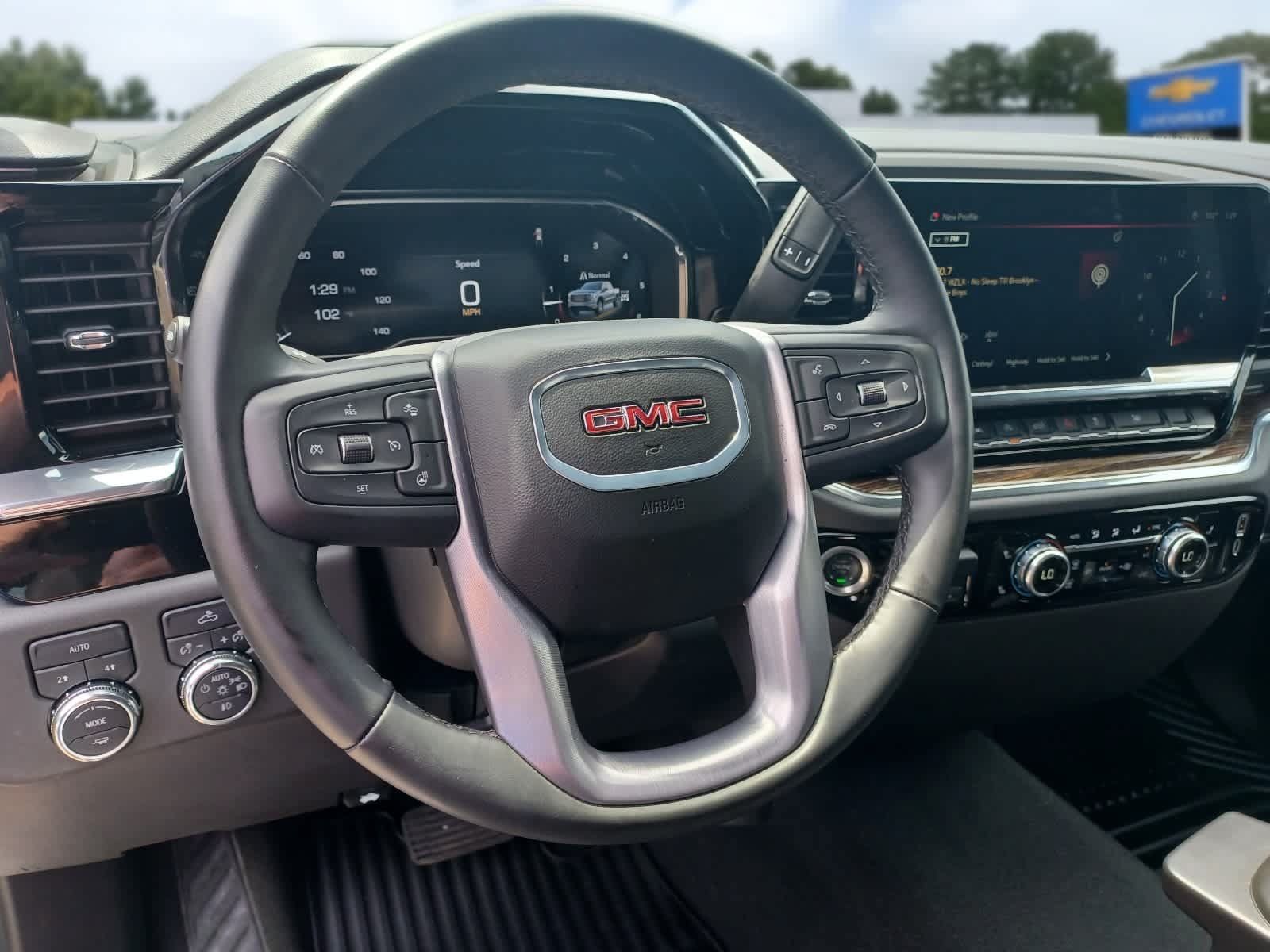 Used 2024 GMC Sierra 1500 Elevation w/ Max Trailering Package AWD/4WD image 9