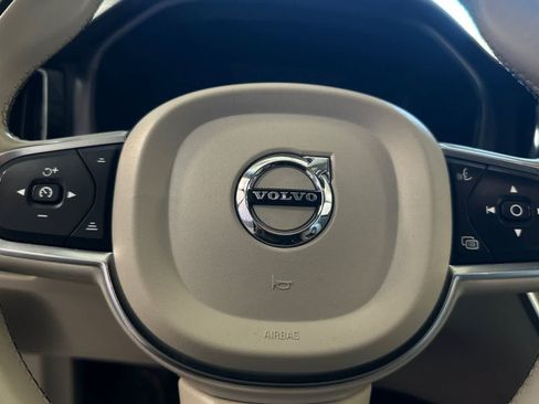 Used 2019 Volvo XC60 T5 Momentum w/ Advanced Package FWD image 28
