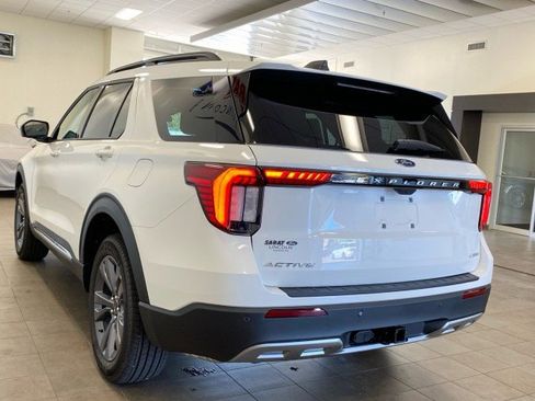 New 2025 Ford Explorer Active w/ Active Comfort Package image 5