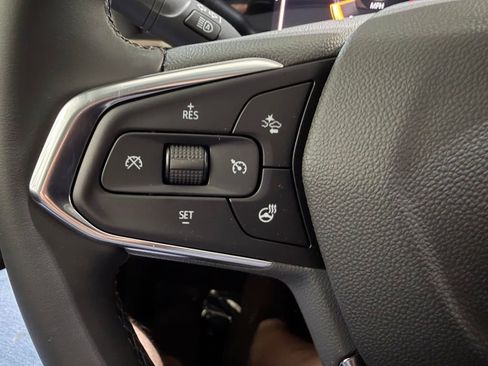 New 2026 Chevrolet Trax ACTIV w/ Sunroof Package FWD image 16