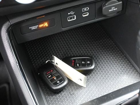 Used 2024 Honda CR-V Sport image 14