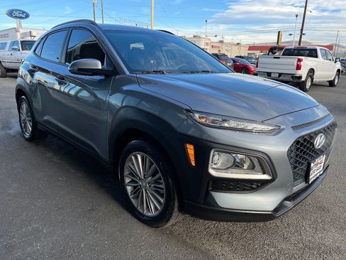 Used 2021 Hyundai Kona SEL w/ Cargo Package image 7