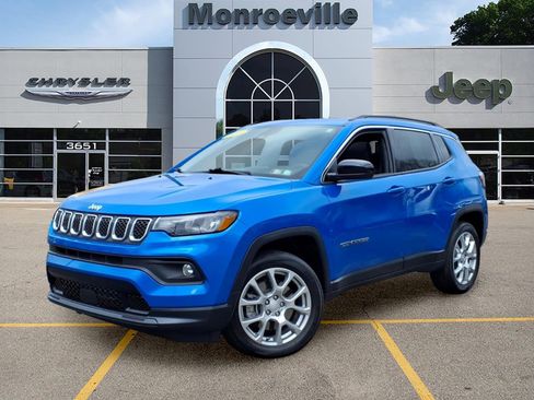 Certified 2023 Jeep Compass Latitude w/ Sun and Sound Group image 1