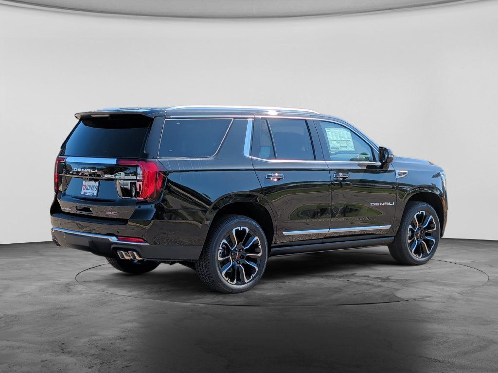 New 2026 GMC Yukon Denali w/ Denali Reserve Package AWD/4WD image 9