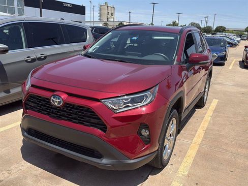 Used 2021 Toyota RAV4 XLE Premium AWD/4WD image 2