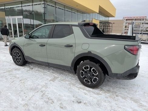 Used 2024 Hyundai Santa Cruz SEL image 2