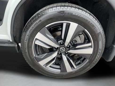 Used 2021 Nissan Rogue Platinum FWD image 31