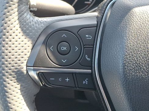 Certified 2022 Toyota Avalon Limited image 22