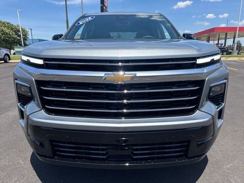 New 2026 Chevrolet Traverse High Country FWD image 9