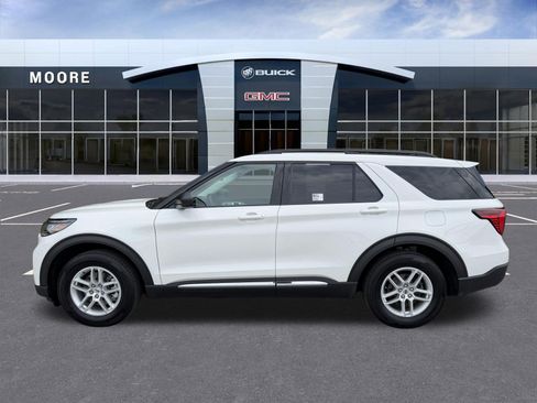 Used 2025 Ford Explorer Active RWD image 6