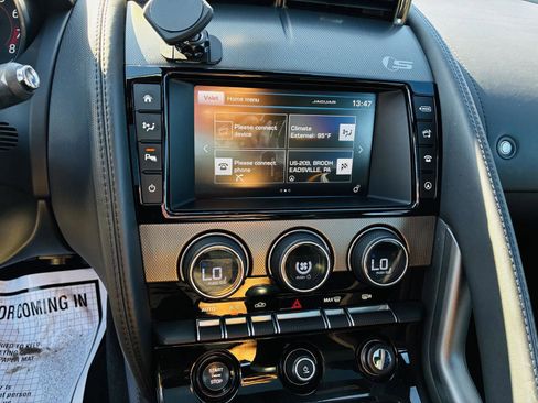 Used 2016 Jaguar F-TYPE S image 26