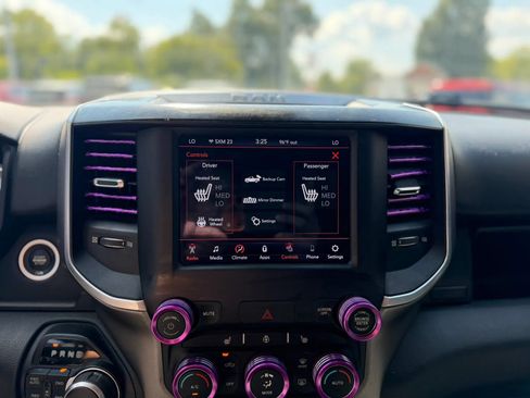 Used 2020 RAM 1500 Big Horn AWD/4WD image 18
