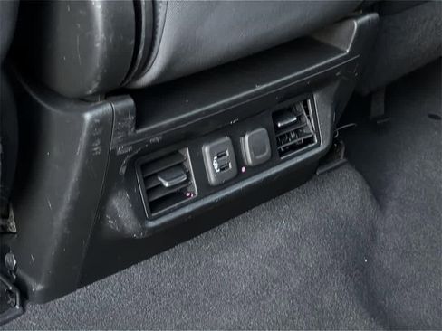 Used 2022 Chevrolet Silverado 1500 LT image 30