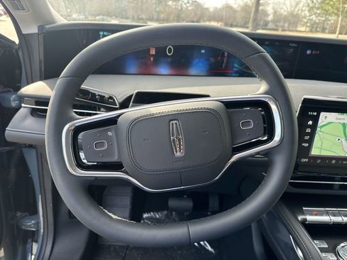 New 2026 Lincoln Nautilus Reserve image 14