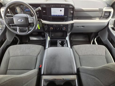 Used 2024 Ford F250 XLT w/ FX4 Off-Road Package AWD/4WD image 15