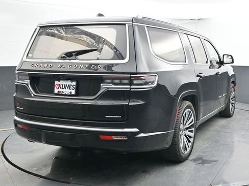 Used 2022 Jeep Grand Wagoneer Series III image 9