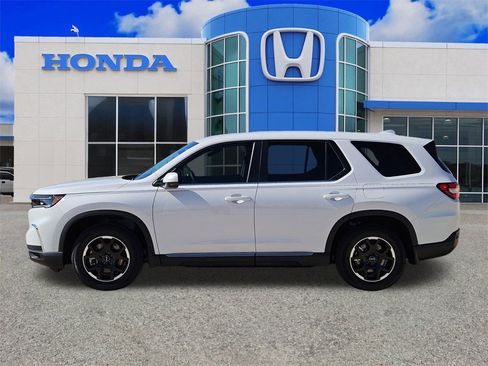 New 2025 Honda Pilot EX-L image 6