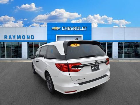 Used 2024 Honda Odyssey EX-L image 5